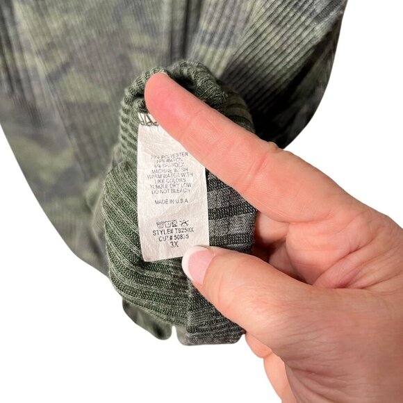 Womens Camo Print Ribbed Top W/ American Flag Pocket & Front Tie 3X By First Lov - Picture 4 of 5